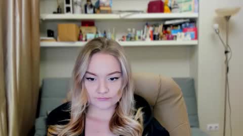 Kara. Off from 15th till 24th of December online show from 11-28-25, 11:40