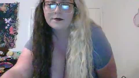 karamelbaby89 online show from 05-11-26, 01:33