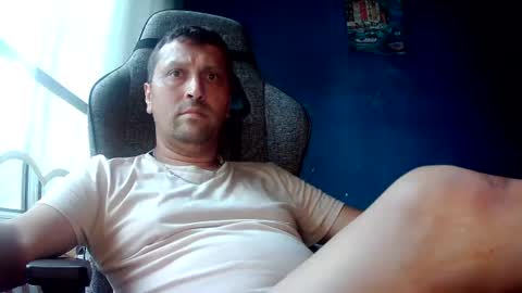 Snapshot of karasimsek54 chatting on 06-14-26, 04:31 karasimsek54 online show from 06-14-26, 04:31