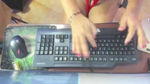 Karen online show from 02-01-25, 05:18