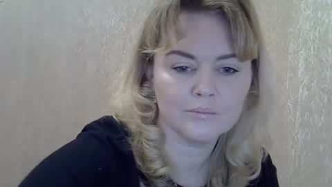 karennelsonx online show from 12-14-24, 09:02
