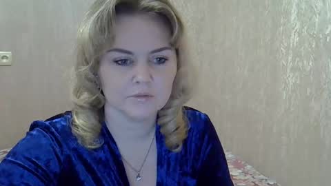 karennelsonx online show from 12-19-24, 06:23