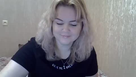 karennelsonx online show from 12-31-24, 08:04