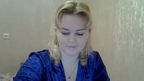 karennelsonx online show from 01-24-25, 01:25