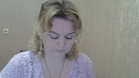karennelsonx online show from 02-25-25, 11:41
