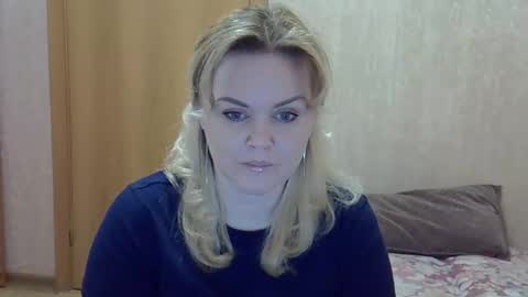karennelsonx online show from 03-09-25, 04:11