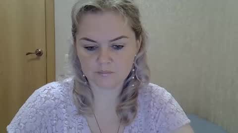 karennelsonx online show from 09-12-25, 08:47