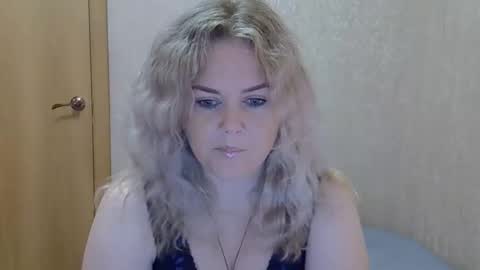 karennelsonx online show from 09-16-25, 12:17