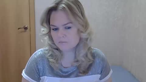 karennelsonx online show from 10-30-25, 09:00