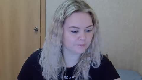 karennelsonx online show from 03-23-26, 08:51