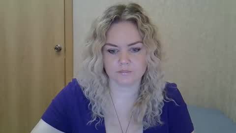 karennelsonx online show from 05-08-26, 09:47