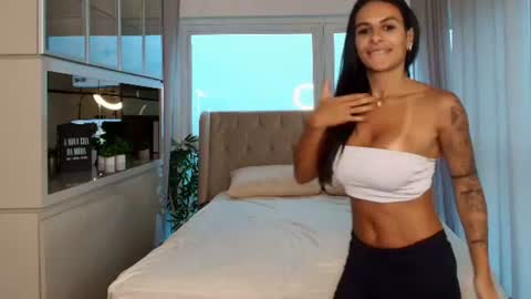 kari_brooks online show from 06-25-26, 11:04