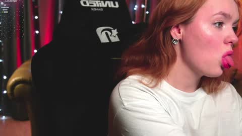 Karoline online show from 12-29-24, 03:33