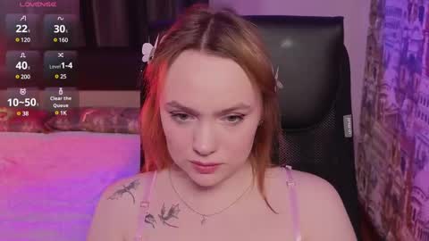 Karoline online show from 02-12-25, 03:29