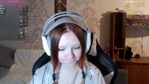 Lisa Backler online show from 10-01-25, 04:24