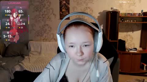 Lisa Backler online show from 10-18-25, 04:30