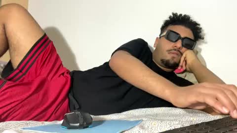 karim03larbi online show from 01-18-25, 02:12