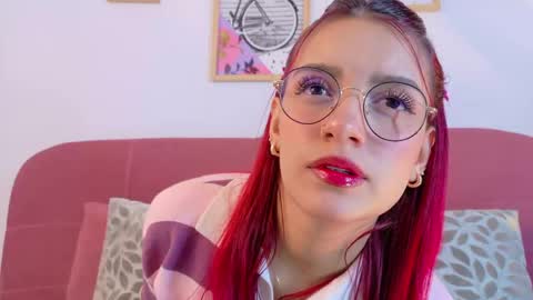 Snapshot of karina2smith chatting on 05-10-26, 12:21 karina online show from 05-10-26, 12:21