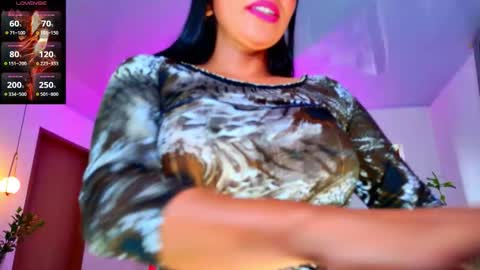 karina4squirt online show from 05-12-26, 12:35