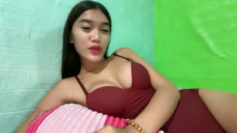 Snapshot of karina_goddess chatting on 07-11-26, 01:47 karina online show from 07-11-26, 01:47