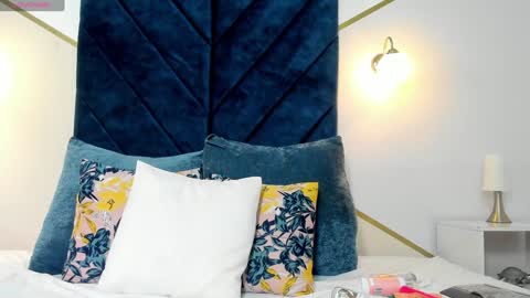 Karina online show from 12-10-24, 04:13