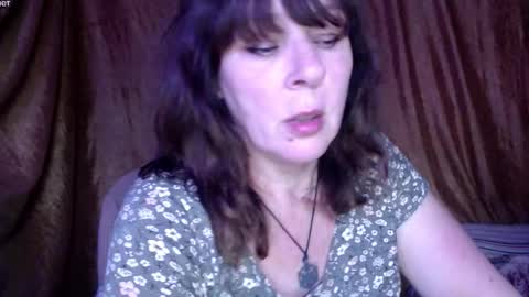 Snapshot of karina_ren chatting on 10-16-25, 09:54 Karina online show from 10-16-25, 09:54