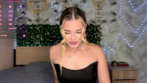 Karina online show from 05-05-26, 11:07
