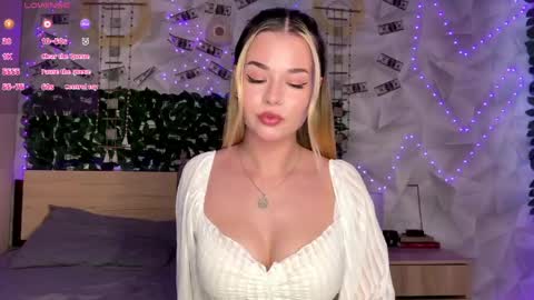 Karina online show from 05-08-26, 11:04