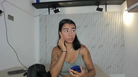 karinaaurora1 online show from 11-04-25, 04:50