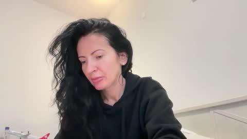 Karina online show from 02-26-26, 02:49