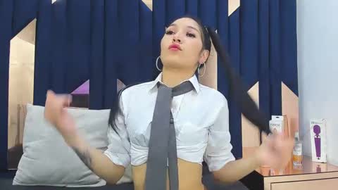 Snapshot of karinasexyhot69 chatting on 09-17-25, 05:31 karinasexyhot69 online show from 09-17-25, 05:31