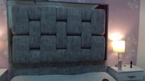 KarinaSimonz online show from 01-11-25, 07:27