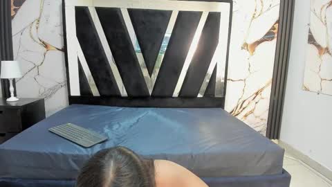 KarinaSimonz online show from 11-09-25, 07:45