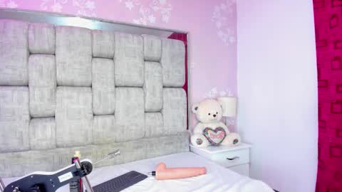 KarinaSimonz online show from 03-11-26, 03:23