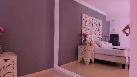 Karina online show from 08-04-26, 01:36