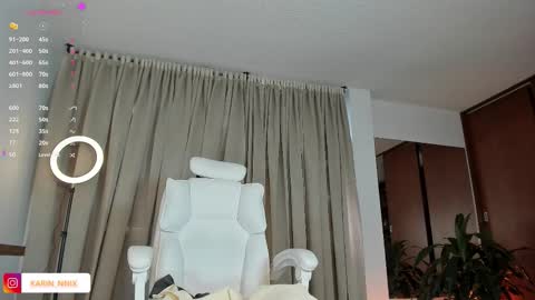 Snapshot of karinnixx chatting on 03-06-26, 02:46 Karin online show from 03-06-26, 02:46