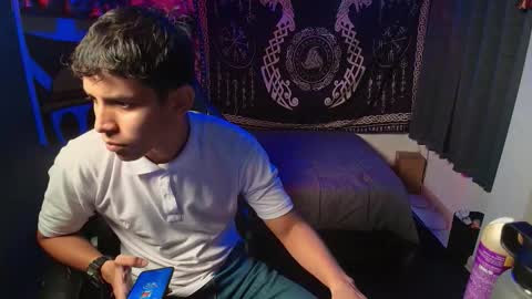 Snapshot of kariozzz chatting on 11-08-25, 07:23 call me kai 3 online show from 11-08-25, 07:23