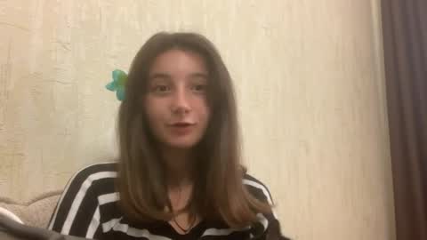 Emilia online show from 09-10-25, 01:00