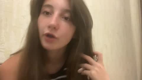 Emilia online show from 09-12-25, 12:05