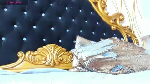 KARISSIA online show from 01-04-25, 10:55