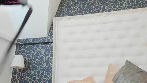 KARISSIA online show from 01-15-25, 10:49