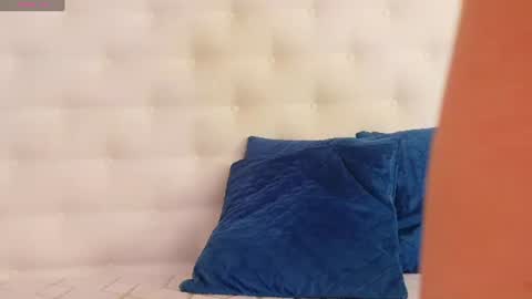 KARISSIA online show from 06-19-26, 03:11