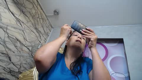 Karito online show from 10-21-25, 11:11