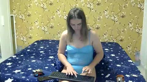 Karla online show from 09-10-25, 02:44