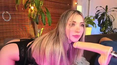  Karla  online show from 02-01-25, 08:39