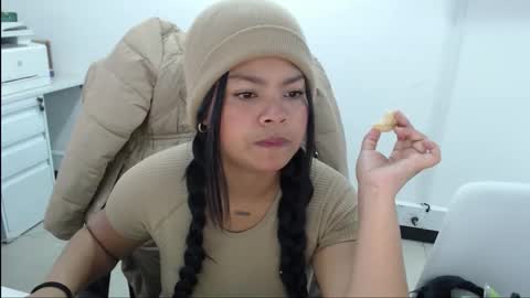 Snapshot of karla_cg chatting on 03-27-26, 05:01 karla_cg online show from 03-27-26, 05:01