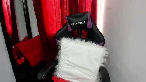 karla chains online show from 02-09-25, 09:39