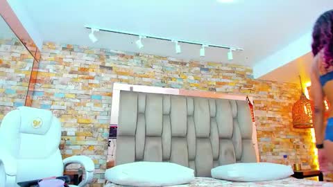  Karla  online show from 01-29-25, 08:04