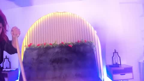 Karla Gonzaless online show from 02-08-25, 01:00