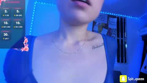 Snapshot of karla_honey_ chatting on 05-06-26, 01:27 Karla online show from 05-06-26, 01:27
